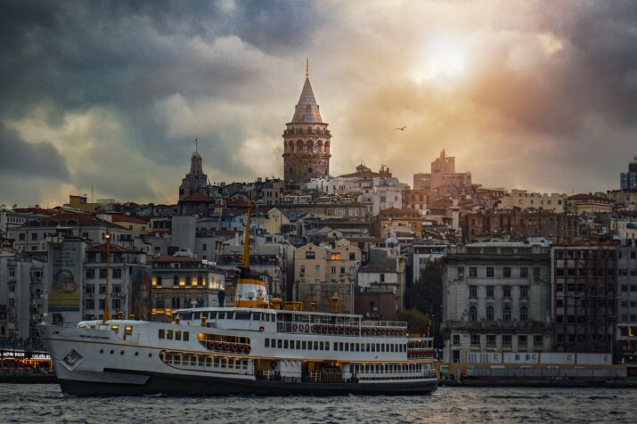 Discover the Magic of Istanbul’s Blue Hour