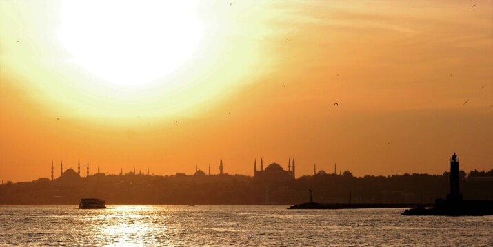 Evening in Istanbul: Sunset Tour and Dinner